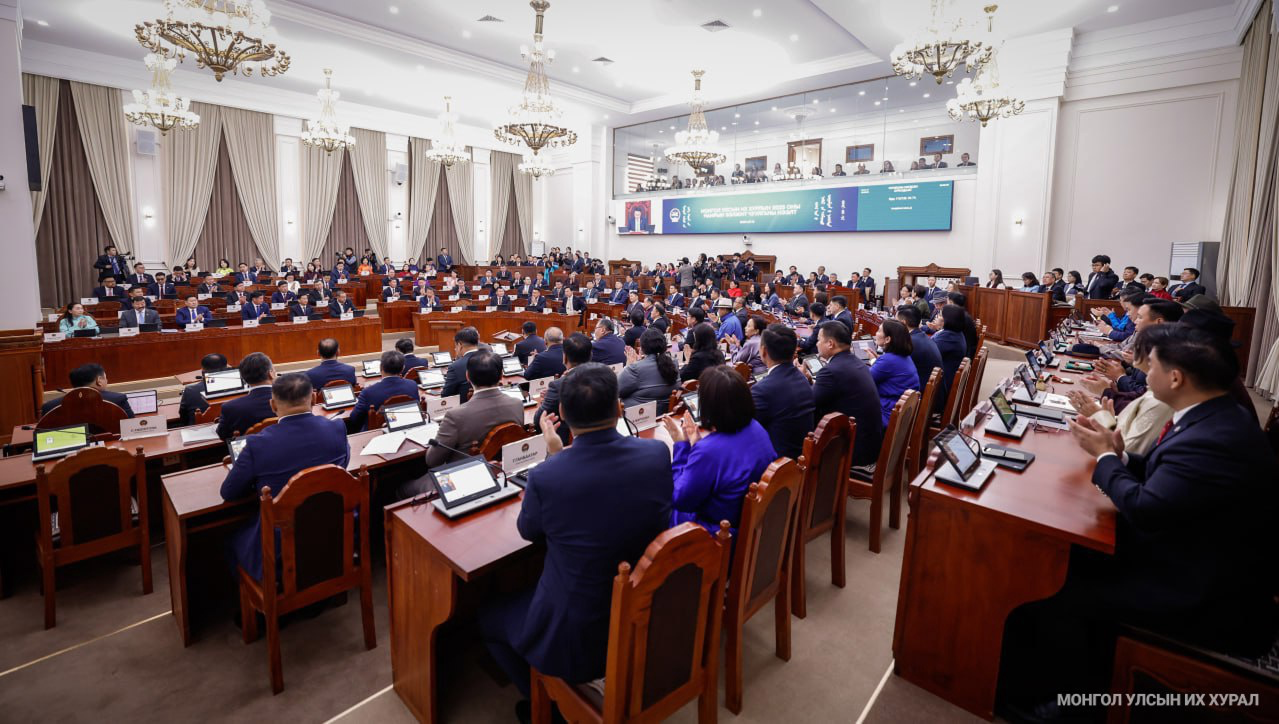 Politics Heat Up as FALL Session Begins