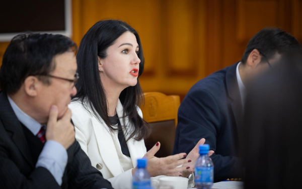 Oyu Tolgoi CEO Resigns