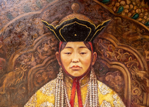 Rare Treasures of Empress Mother Dondovdulam on Display